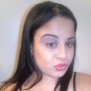 Meet your Posher, Queen